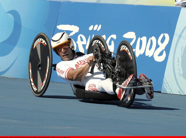 http://www.handbike-power-endurance.de/docs/Peking2008.jpg